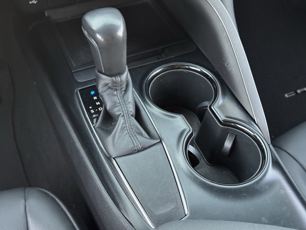 2019 Toyota Camry Image 19