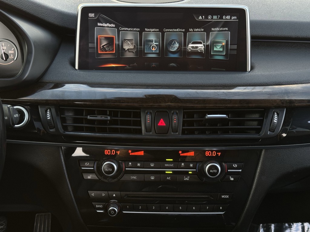 2017 BMW X5 Image 18