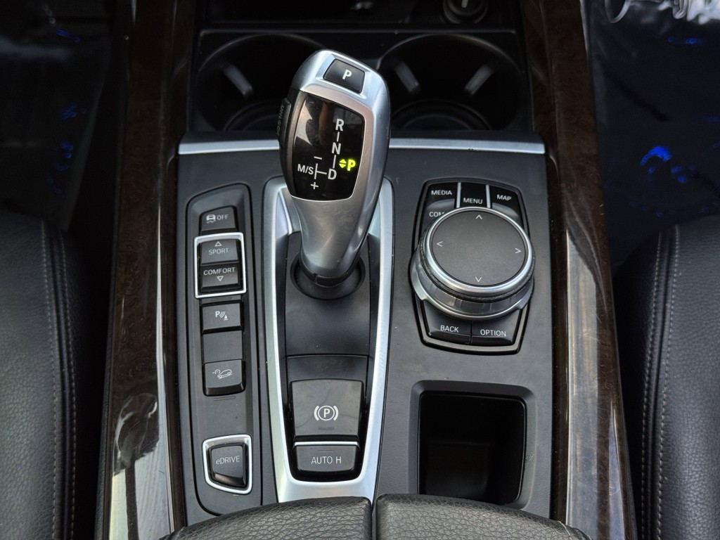 2017 BMW X5 Image 21