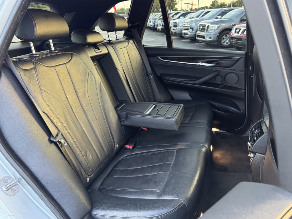 2017 BMW X5 Image 25