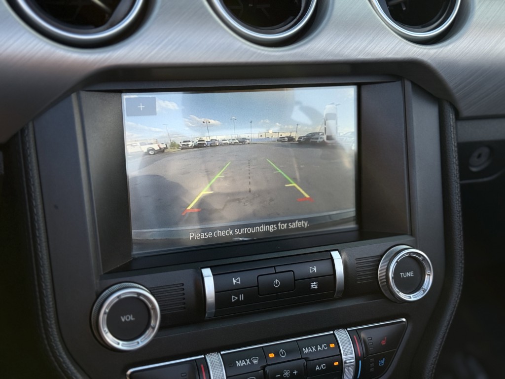 2021 Ford Mustang Image 25