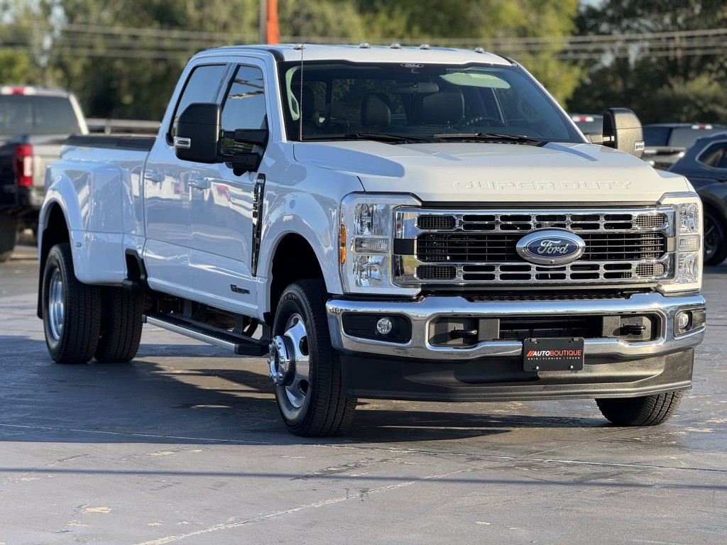 2024 Ford F-350 Image 3