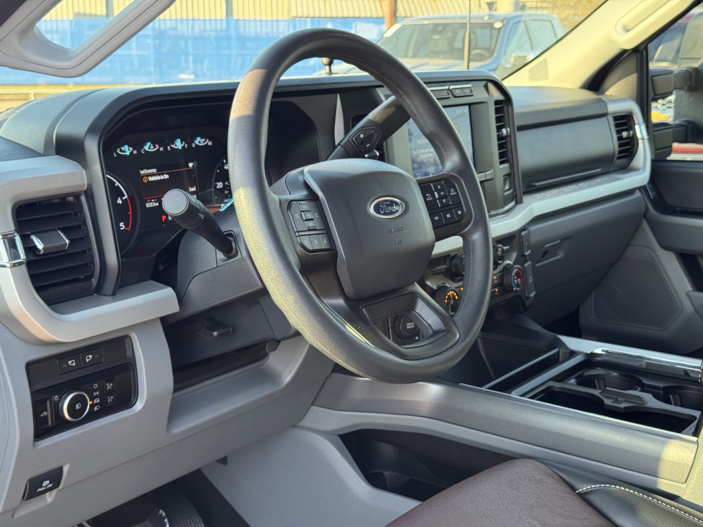 2024 Ford F-350 Image 13