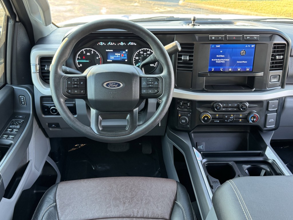 2024 Ford F-350 Image 15