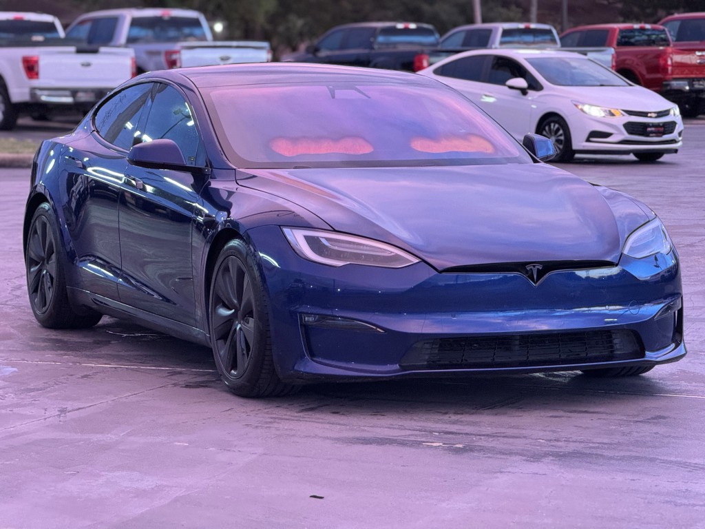 2021 Tesla Model S Image 3