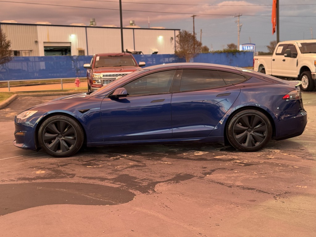 2021 Tesla Model S Image 11