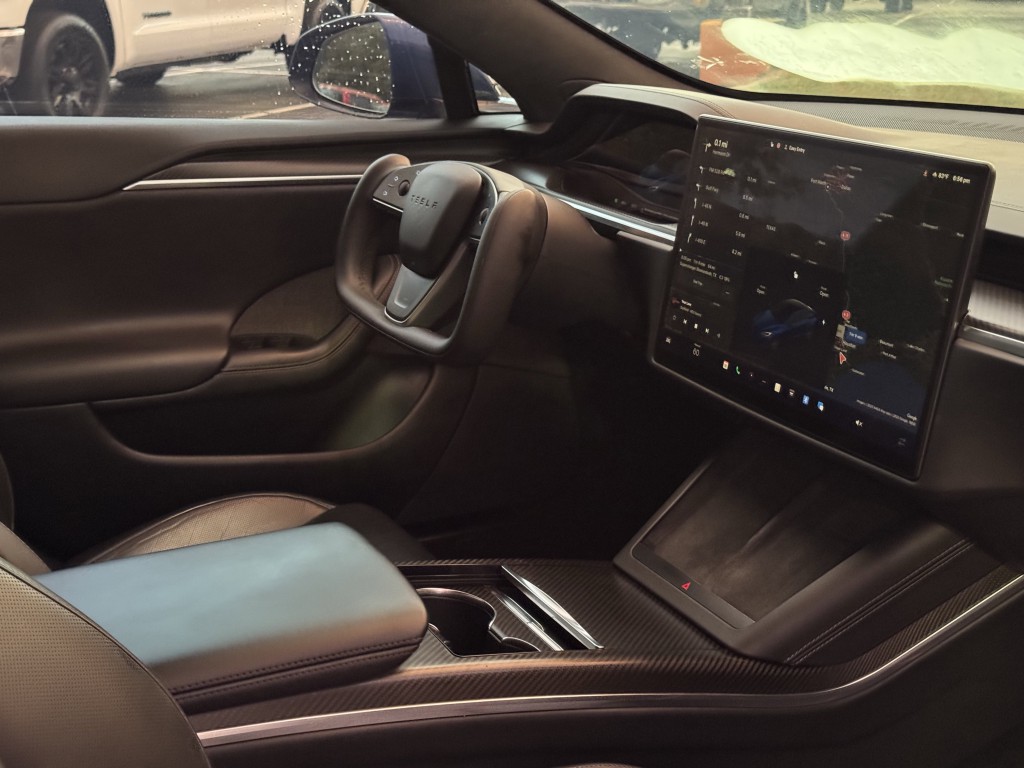 2021 Tesla Model S Image 13