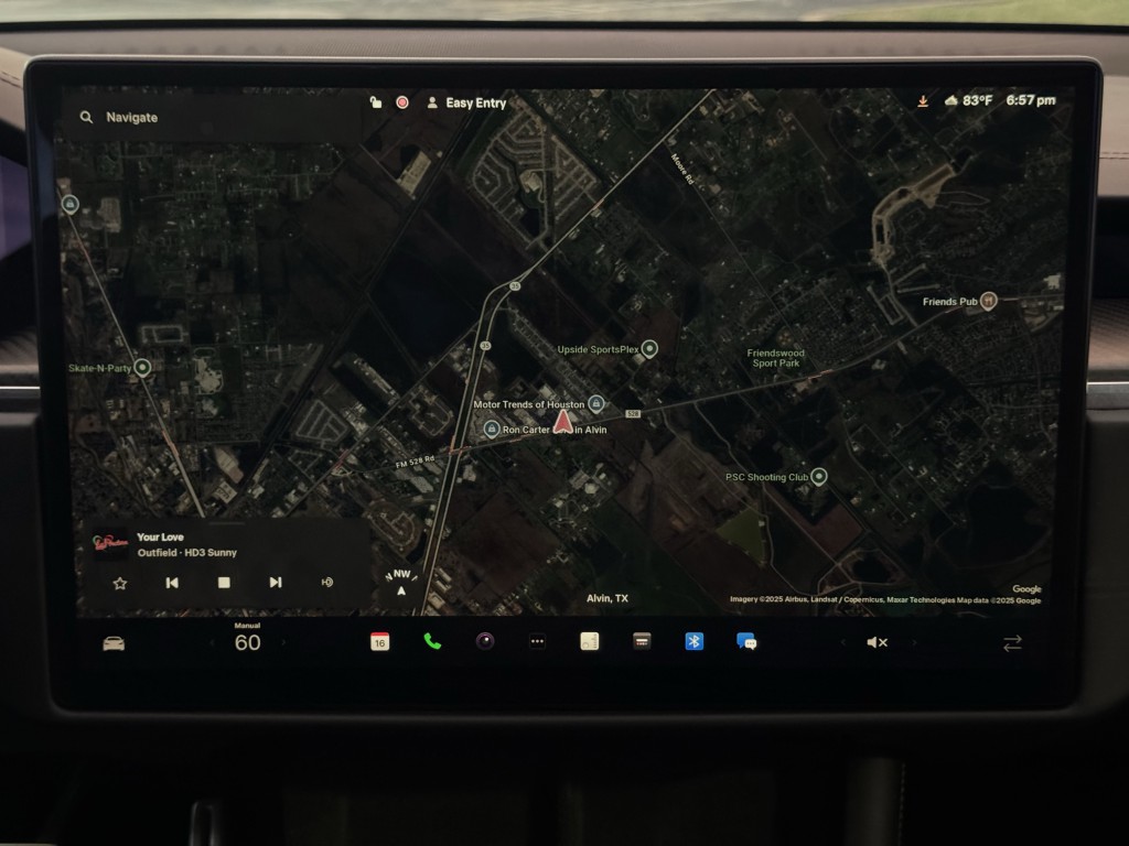 2021 Tesla Model S Image 16