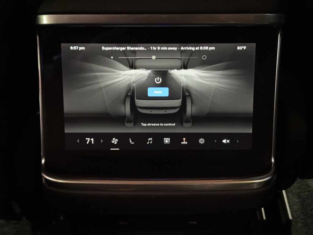 2021 Tesla Model S Image 25