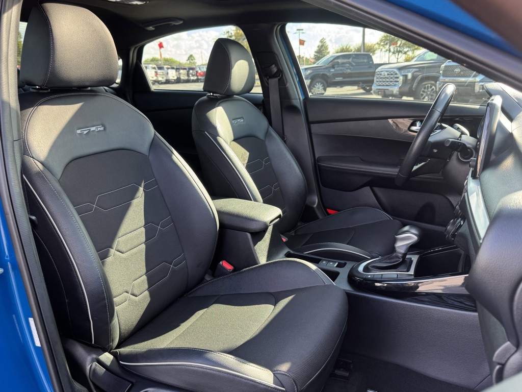 2022 Kia Forte Image 26