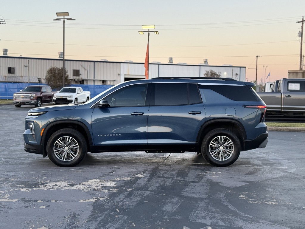 2024 Chevrolet Traverse Image 10