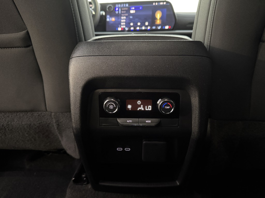 2024 Chevrolet Traverse Image 28