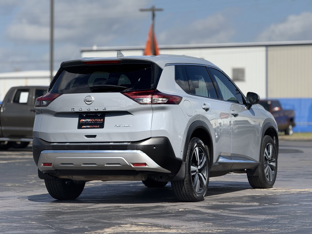2022 Nissan Rogue Image 8