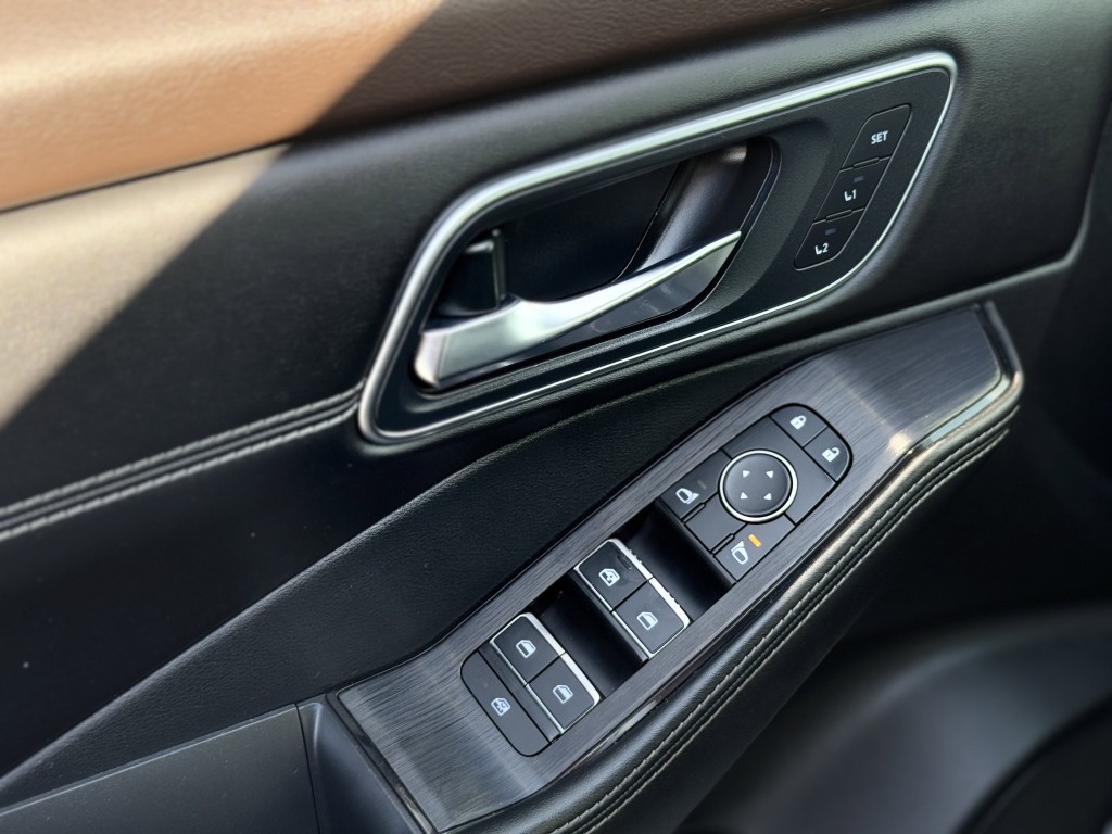 2022 Nissan Rogue Image 26