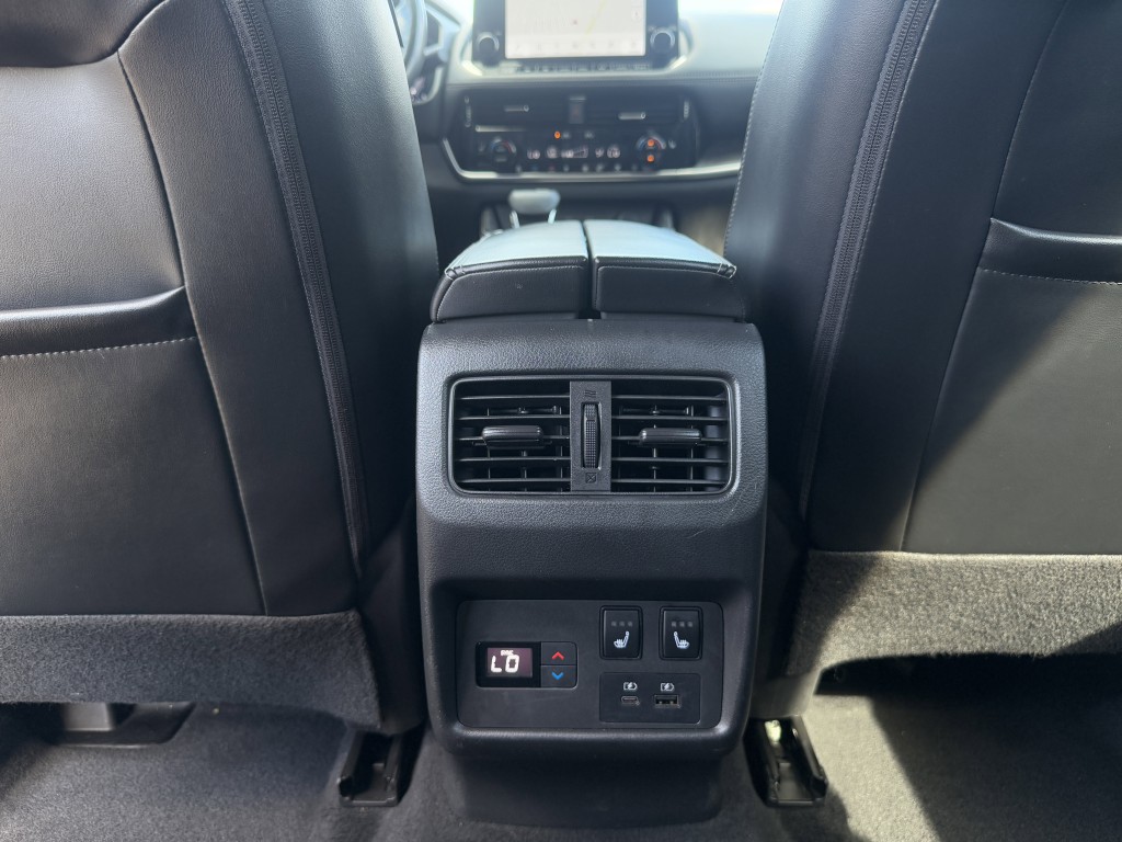 2022 Nissan Rogue Image 34