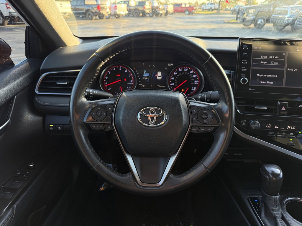 2022 Toyota Camry Image 16