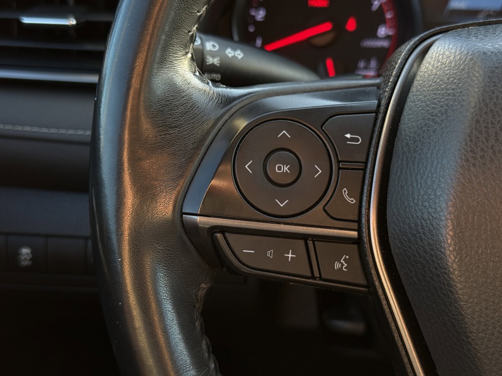 2022 Toyota Camry Image 17