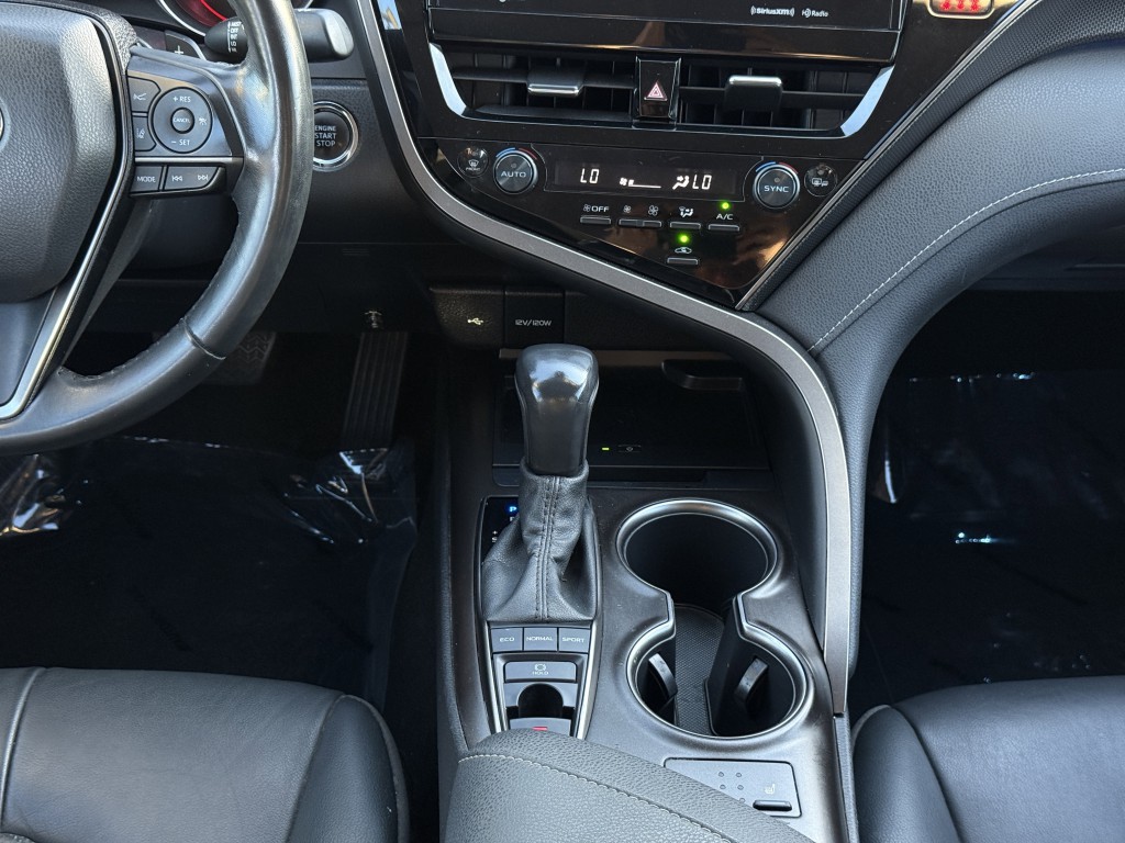 2022 Toyota Camry Image 22