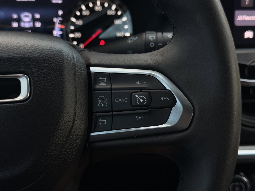 2023 Jeep Compass Image 19