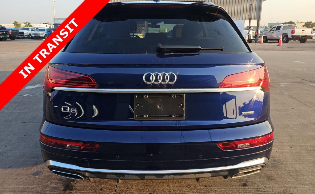 2022 Audi Q5 Image 7