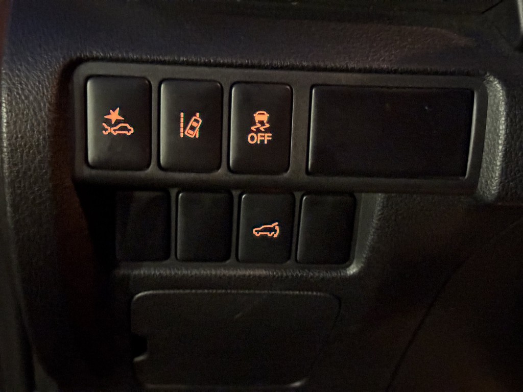 2024 Mitsubishi Eclipse Image 23