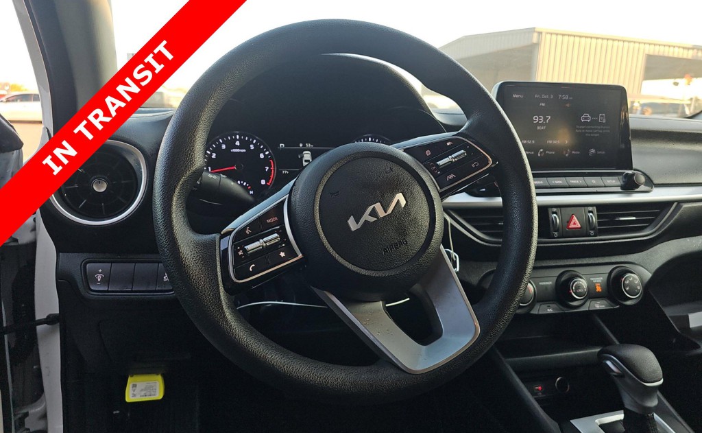 2023 Kia Forte Image 7