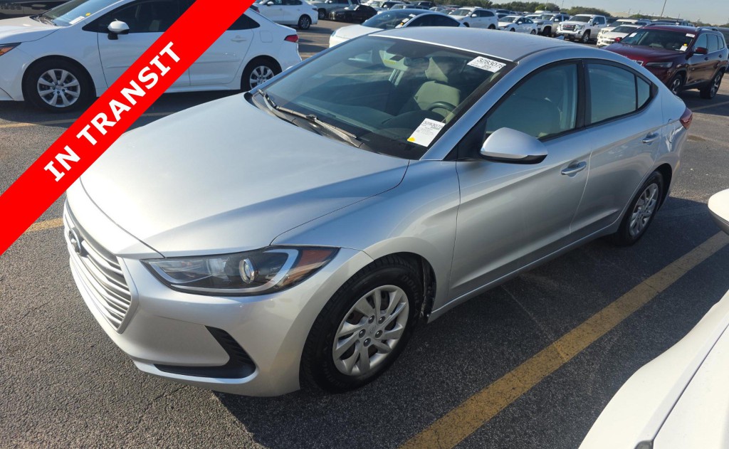2017 Hyundai Elantra Image 1