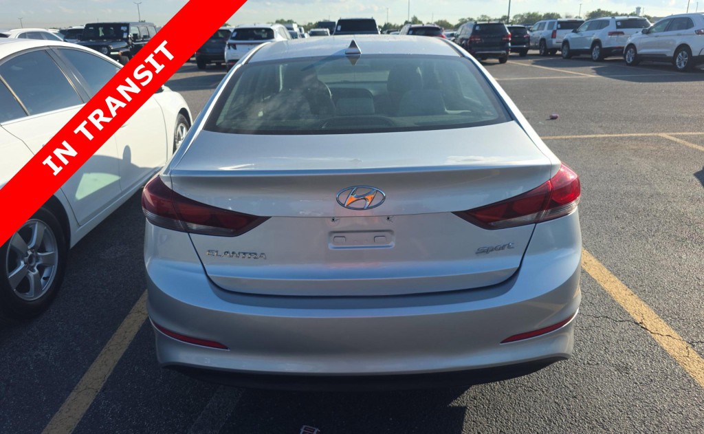 2017 Hyundai Elantra Image 7
