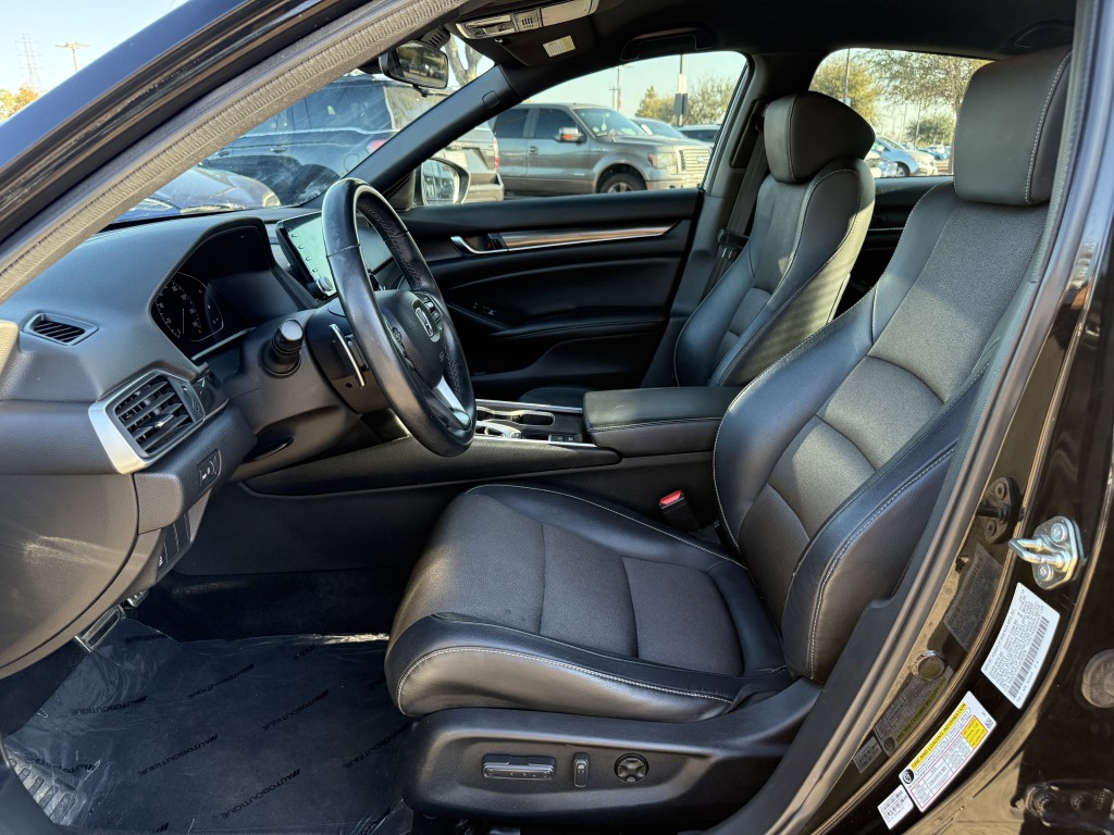 2018 Honda Accord Image 26