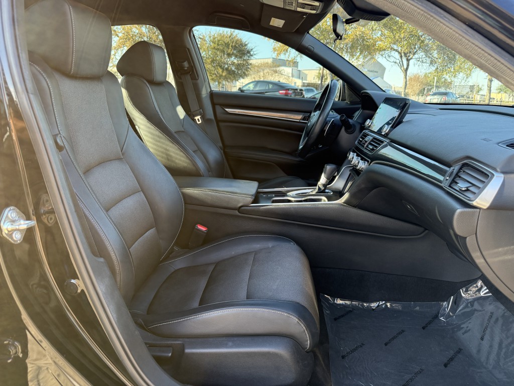 2018 Honda Accord Image 29
