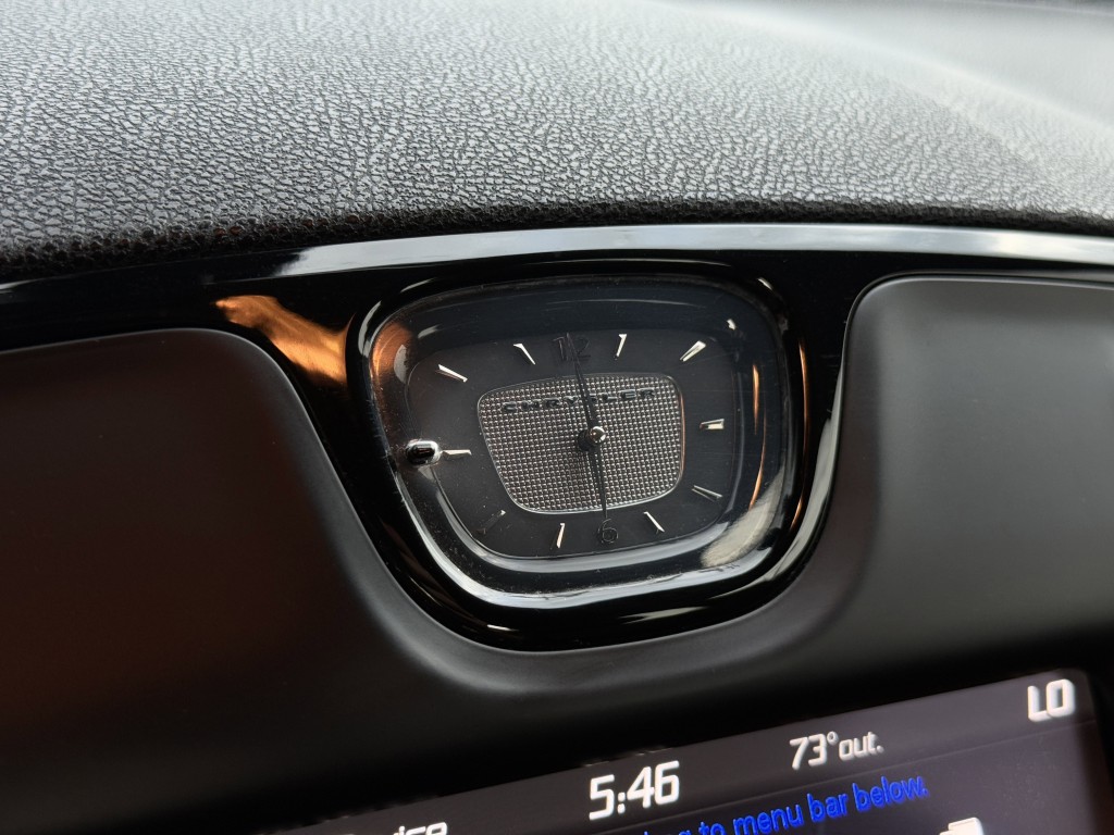 2021 Chrysler 300 Image 24