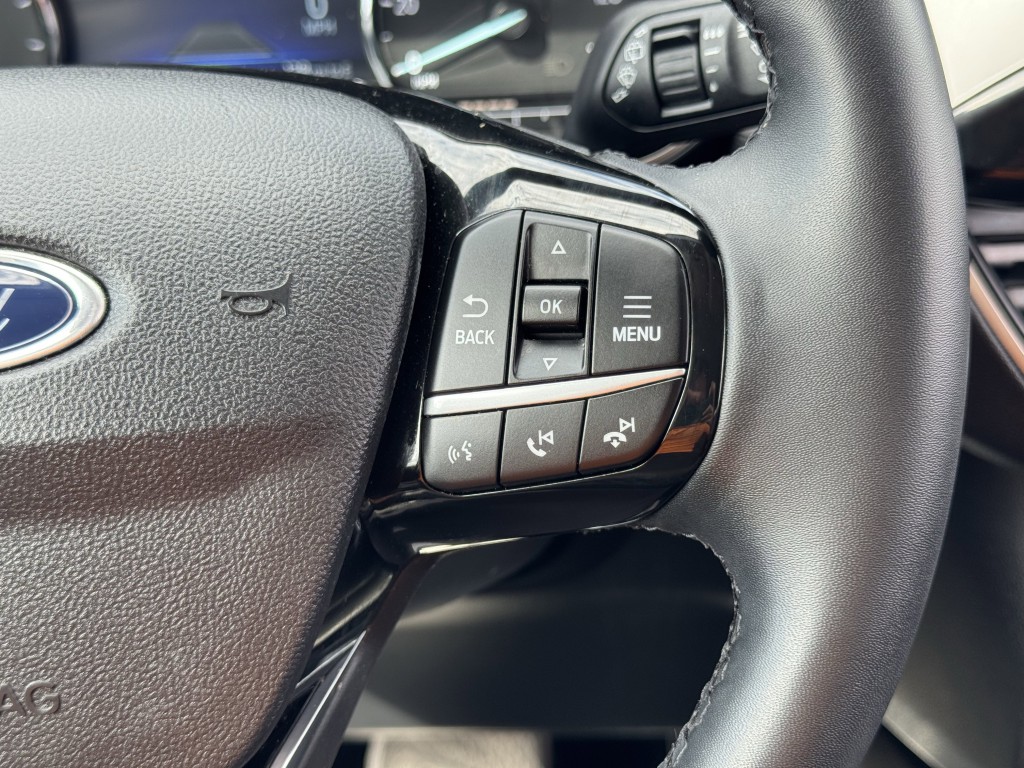 2022 Ford Escape Image 17