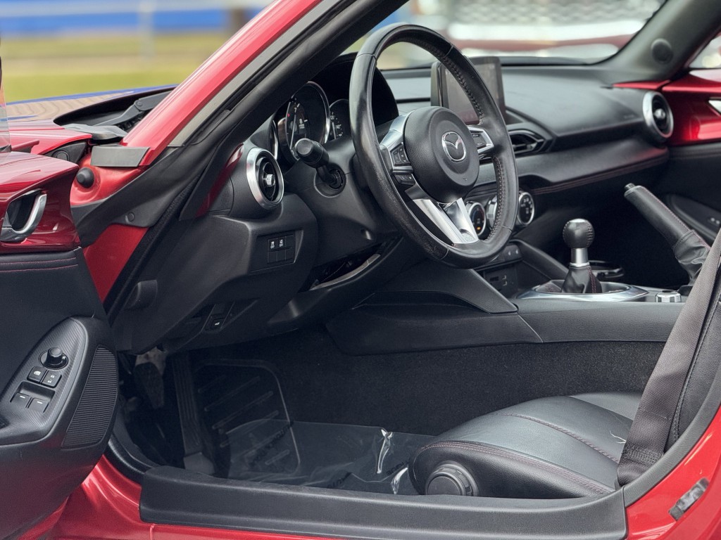 2019 Mazda MX-5 Miata Image 13