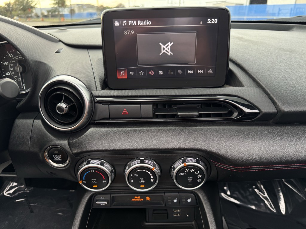 2019 Mazda MX-5 Miata Image 17