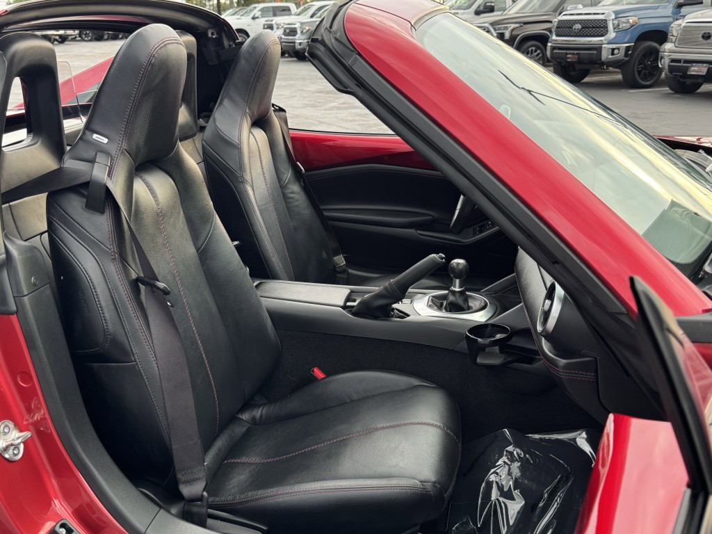 2019 Mazda MX-5 Miata Image 24