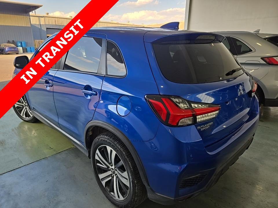 2020 Mitsubishi Outlander Image 6