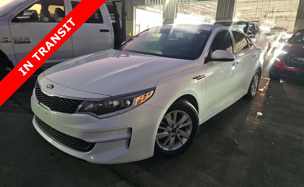 2018 Kia Optima Image 1