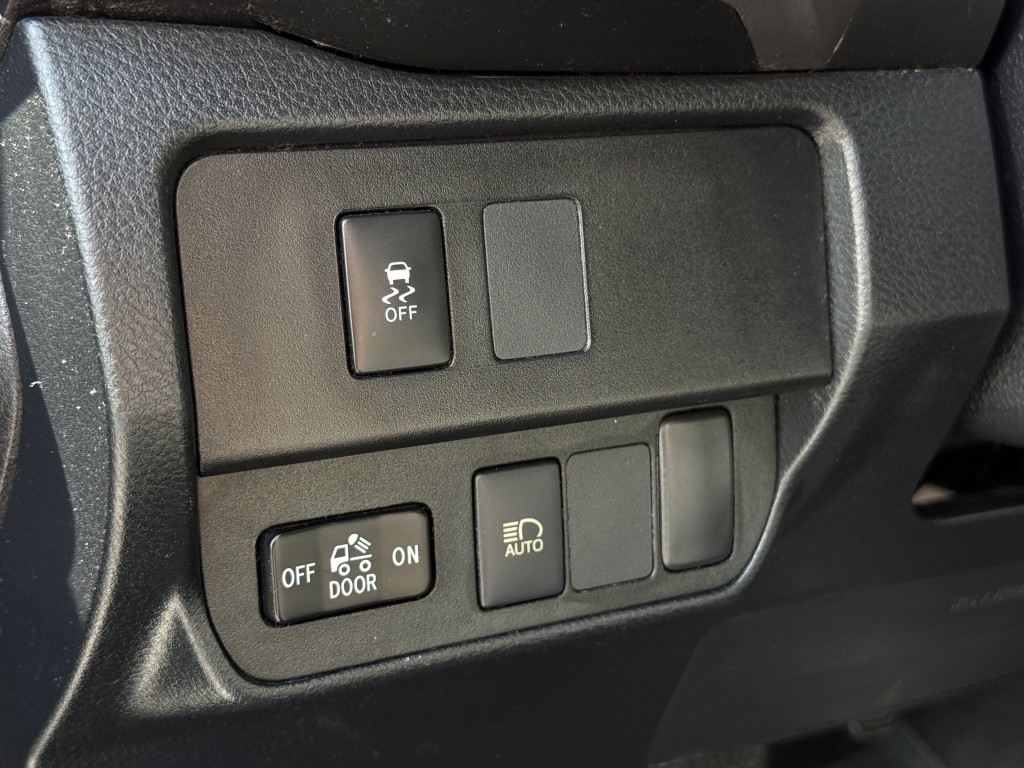 2020 Toyota Tacoma Image 22