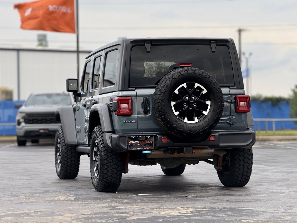 2024 Jeep Wrangler Image 8