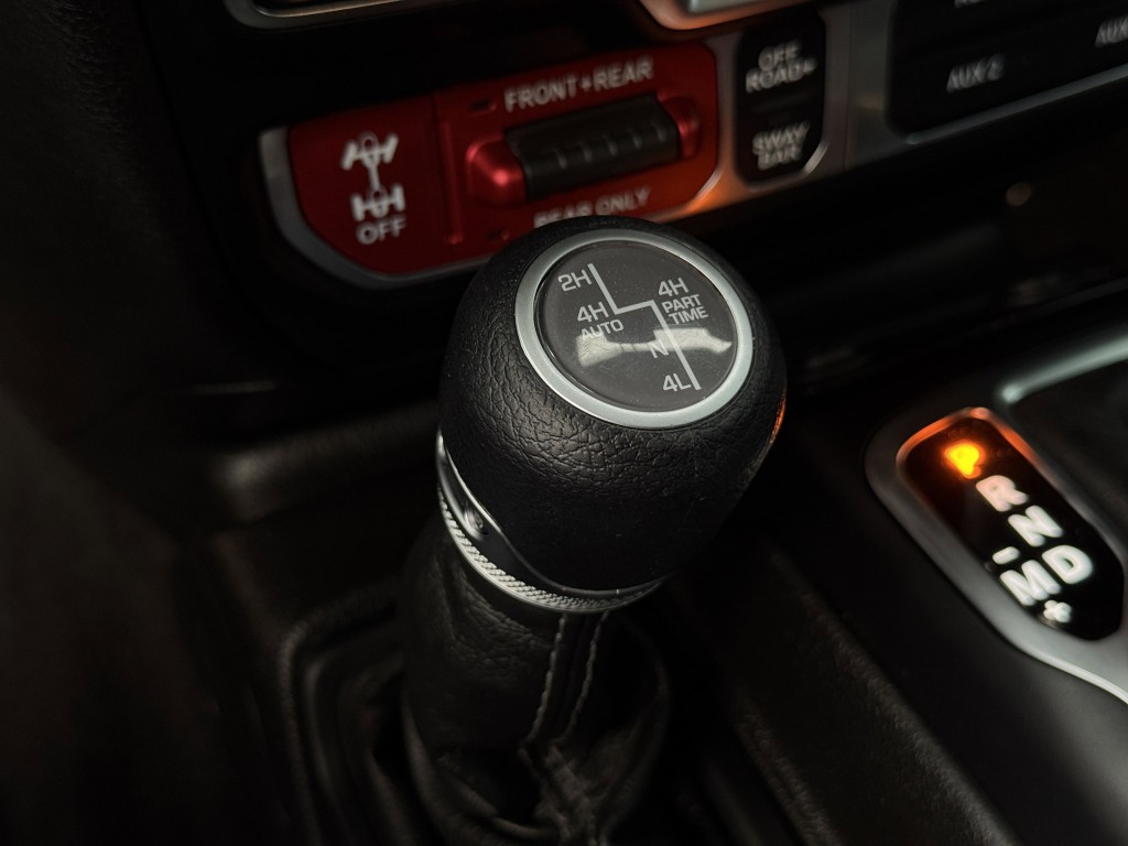 2024 Jeep Wrangler Image 24