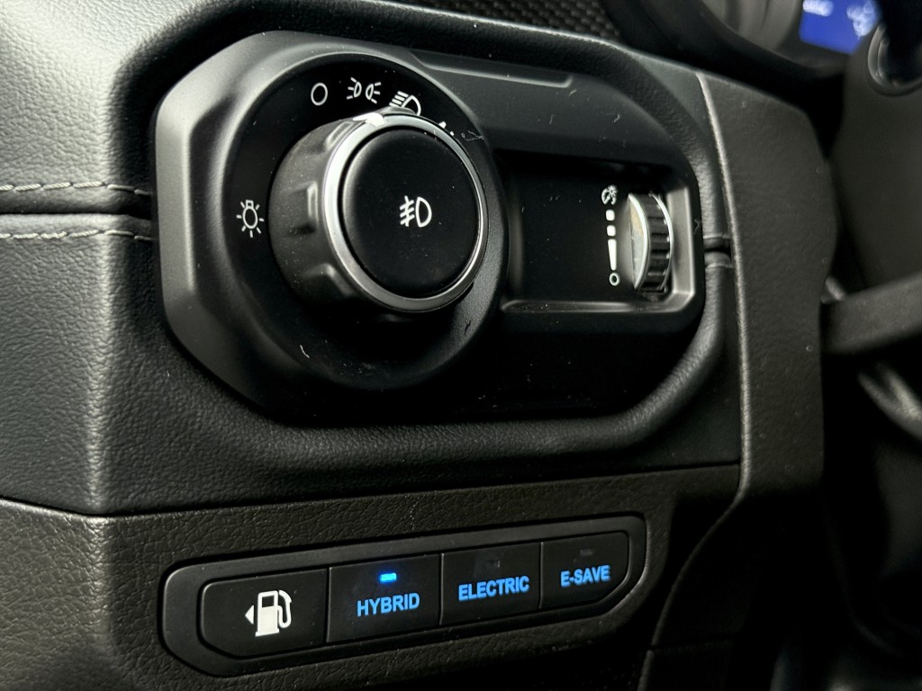 2024 Jeep Wrangler Image 26