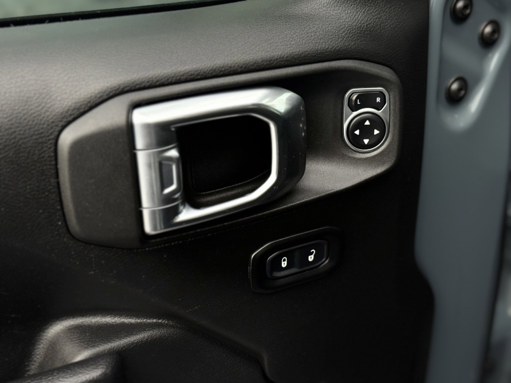 2024 Jeep Wrangler Image 27