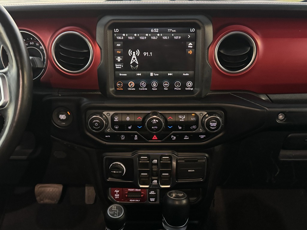 2022 Jeep Wrangler Image 19