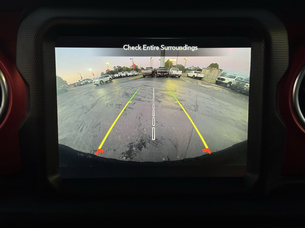 2022 Jeep Wrangler Image 21