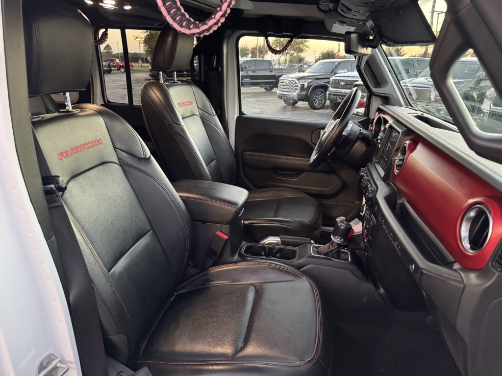 2022 Jeep Wrangler Image 24