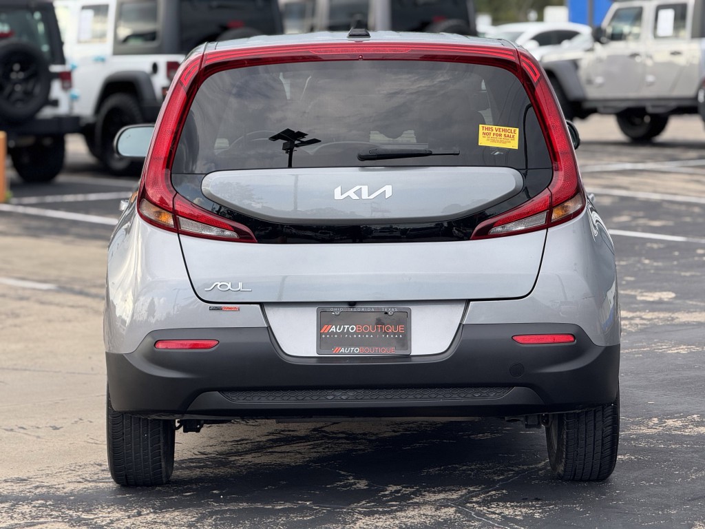 2022 Kia Soul Image 8