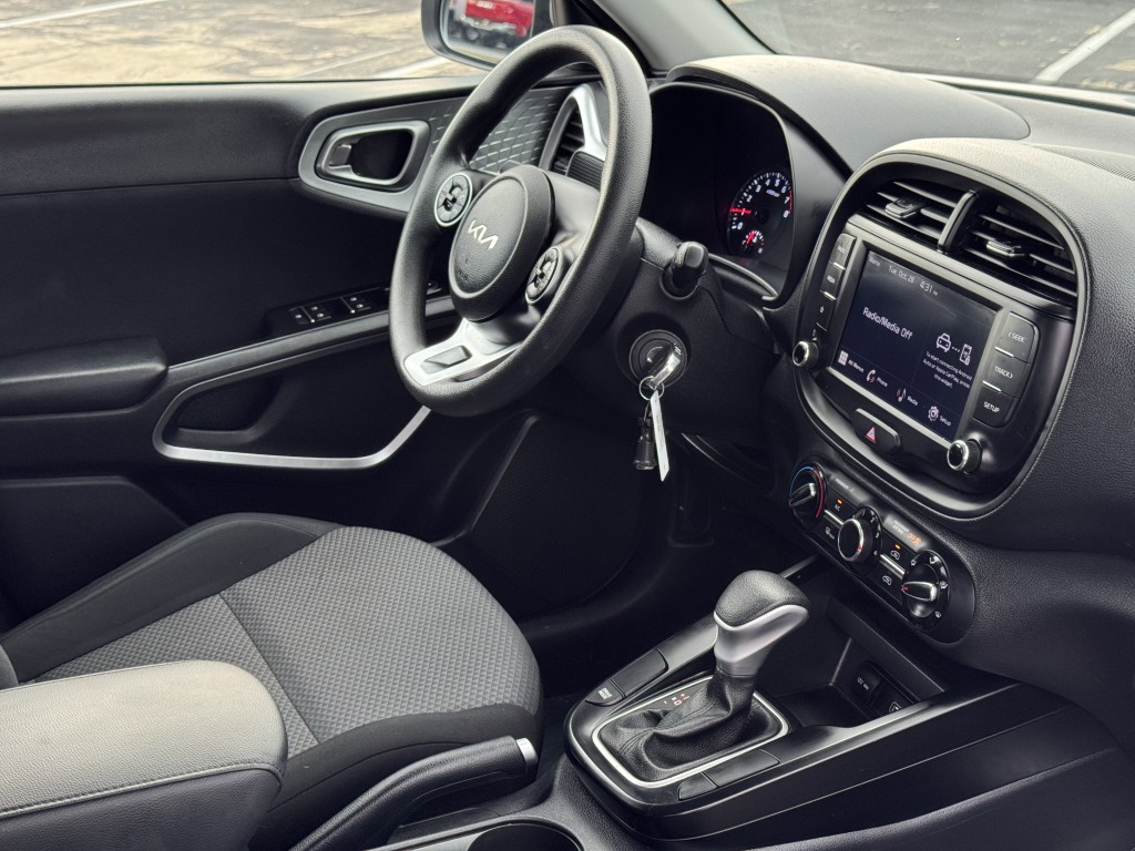2022 Kia Soul Image 13