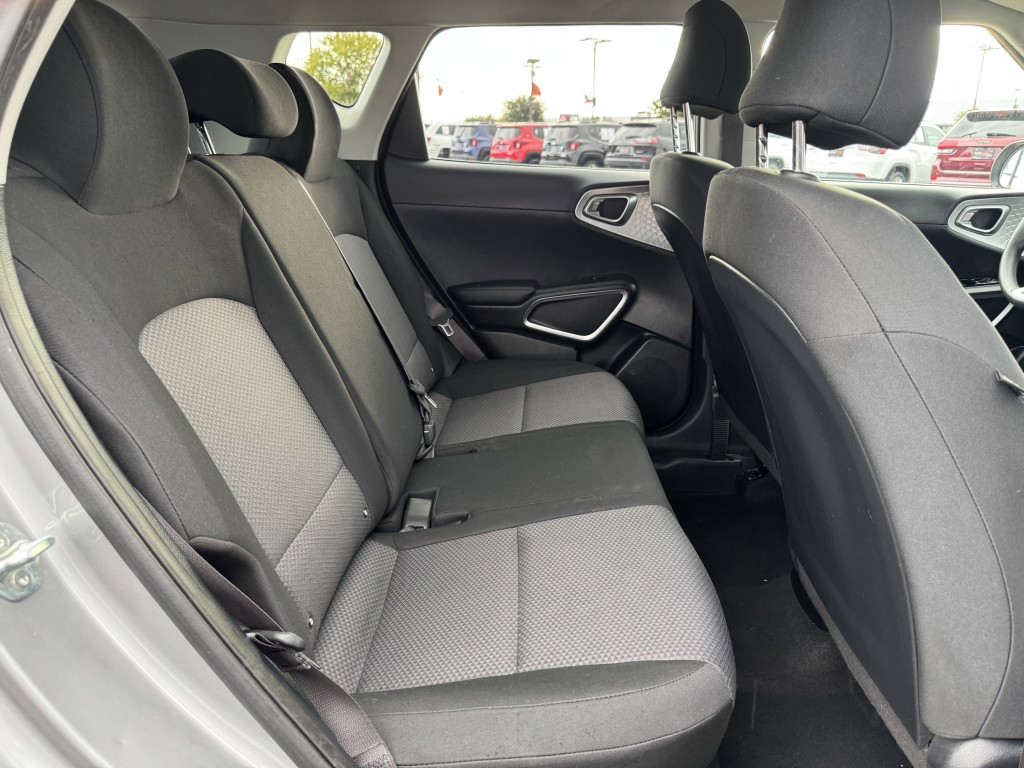 2022 Kia Soul Image 27