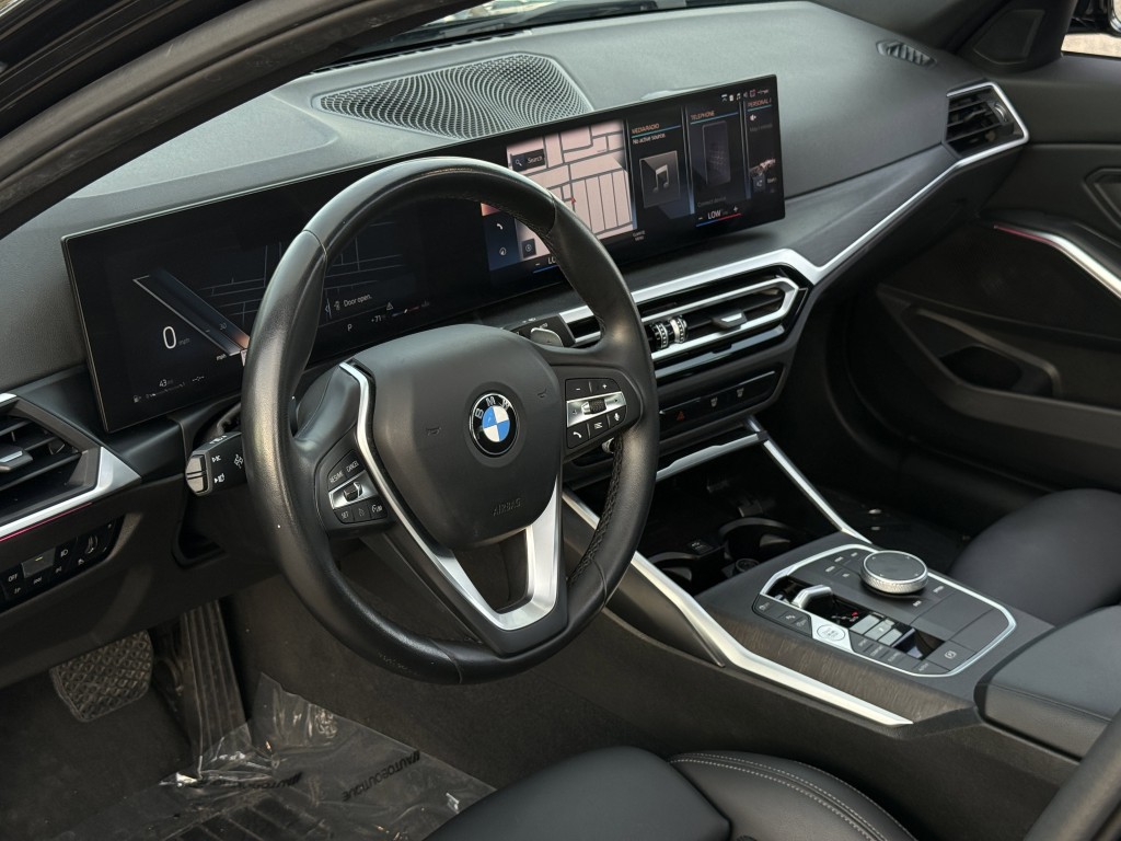 2023 BMW 3 Series Image 14