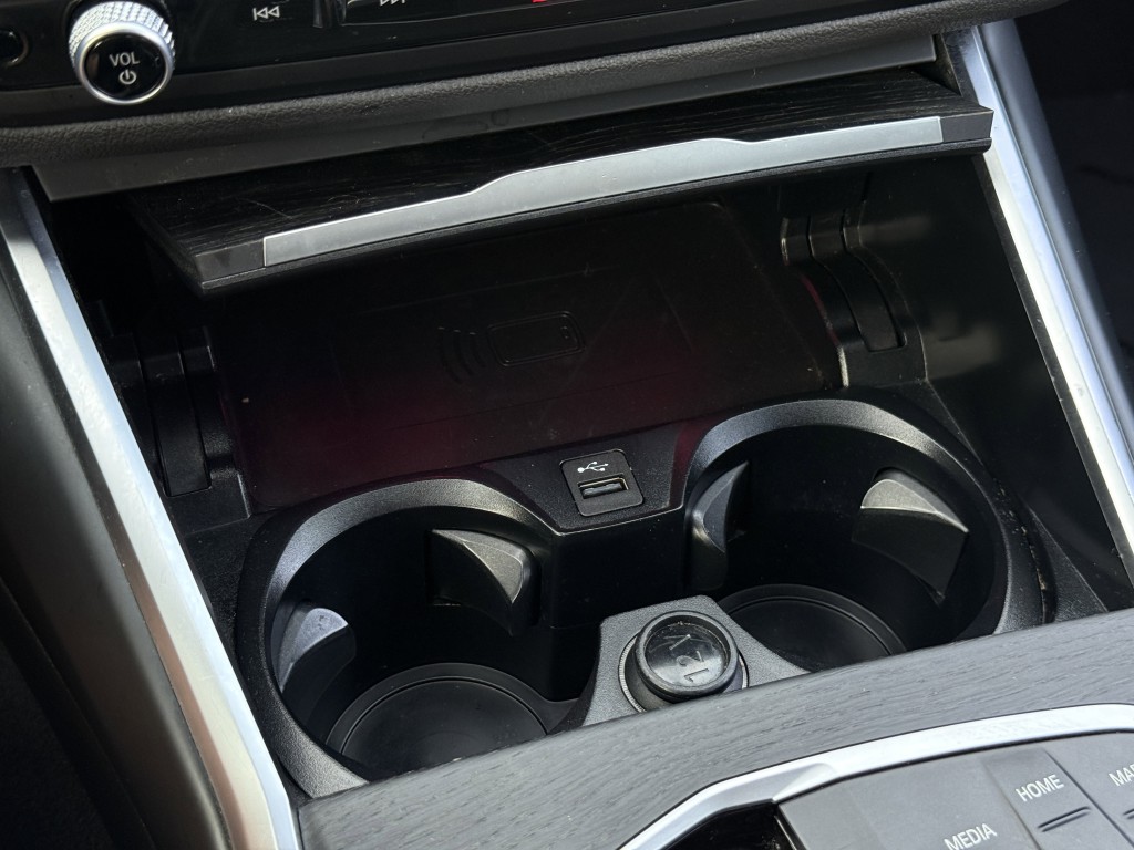 2023 BMW 3 Series Image 22